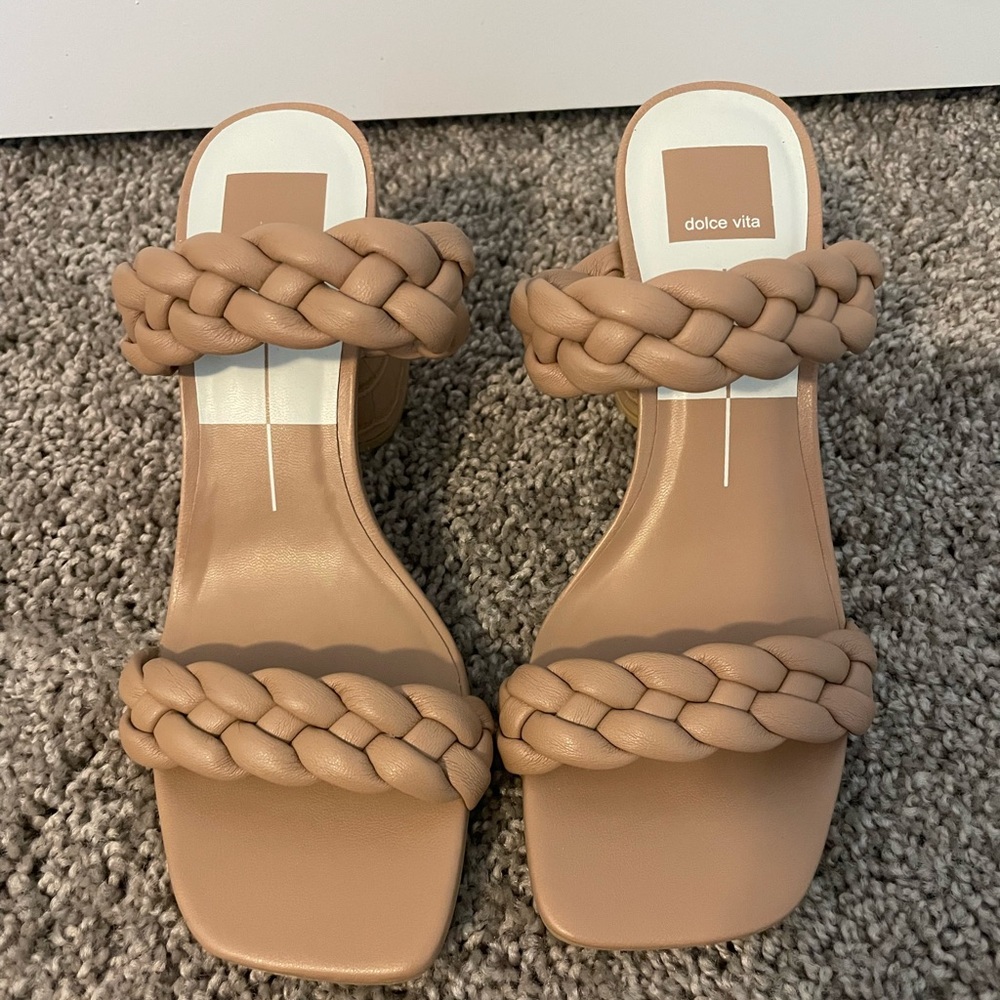 Dolce Vita Women's Braided Tan Sandals